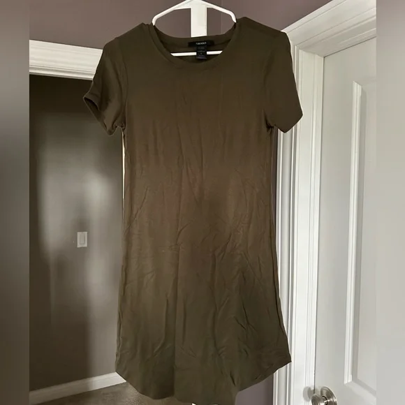 Forever 21 | Dresses | Forever 2 Green Fitted Tshirt Dress Size Medium | Poshmark Forever 21 | Dresses | Forever 2 Green Fitted Tshirt Dress Size Medium | Poshmark